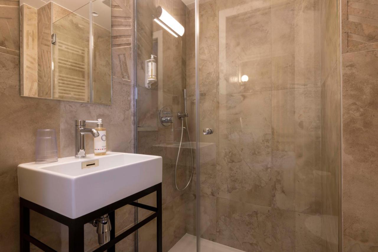 Hotel Grand Lévêque 3*