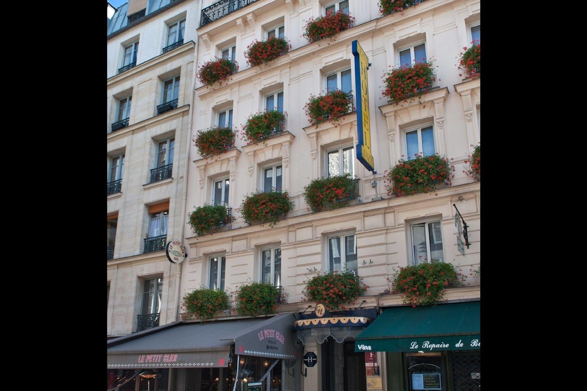 Grand Lévêque Hotel 3*